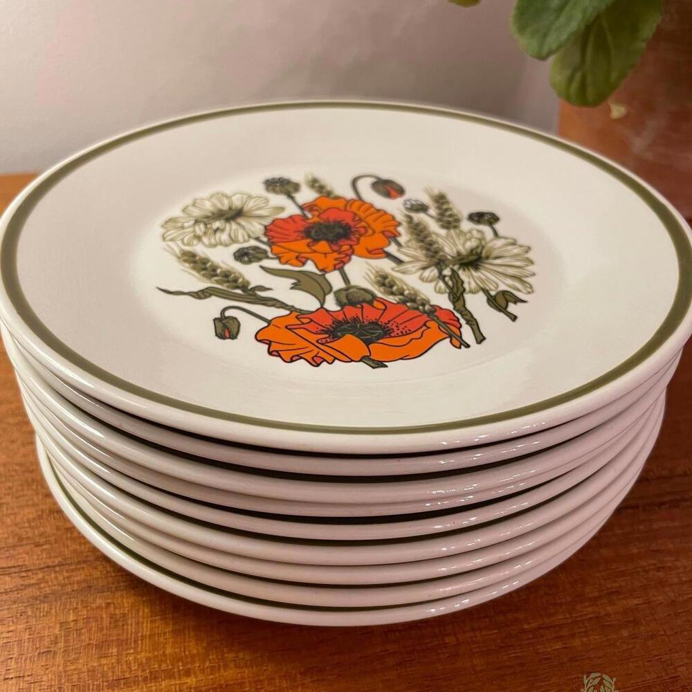 Vintage J & G Meakin Poppy Side Plates 7" 18cm – Price Per Plate – Good Cond